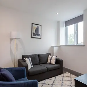 https://amazing-1-bedroom-apartment-leeds.yorkshirehotels.net